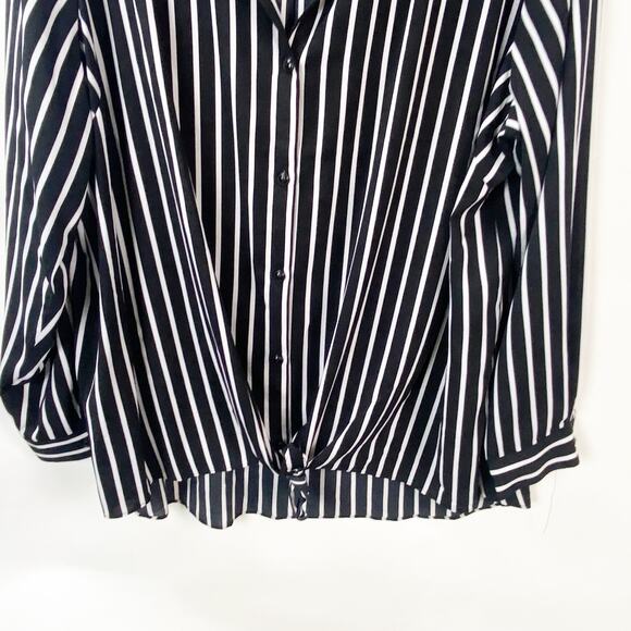 QVC Susan Graver 20W Womens Black/White Striped Collared Button-Up Shirt - Picture 3 of 8